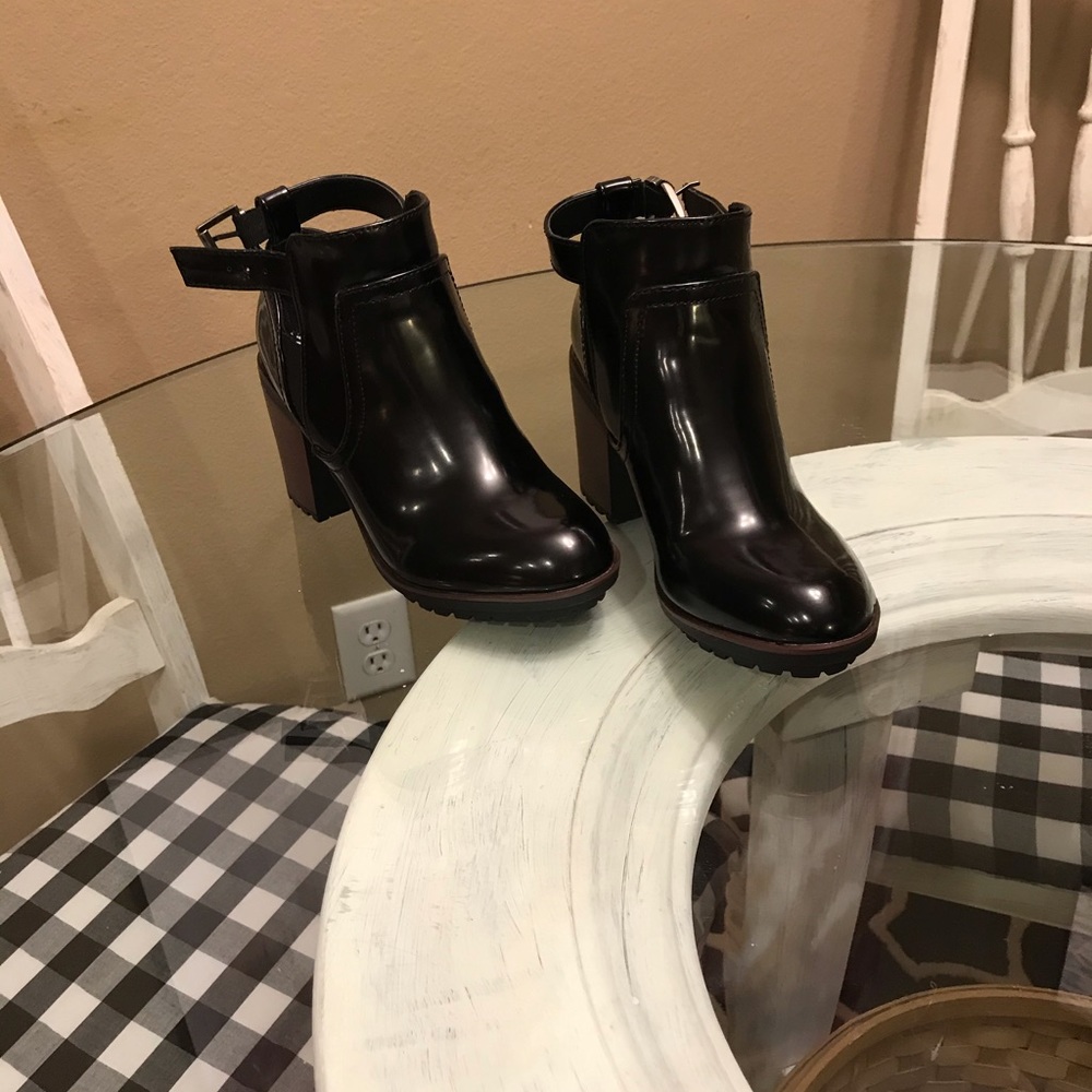 Rocket Dog rain booties